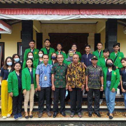 Penutupan dan Perpisahan KKN Universitas Mahasiswa Saraswati Denpasar